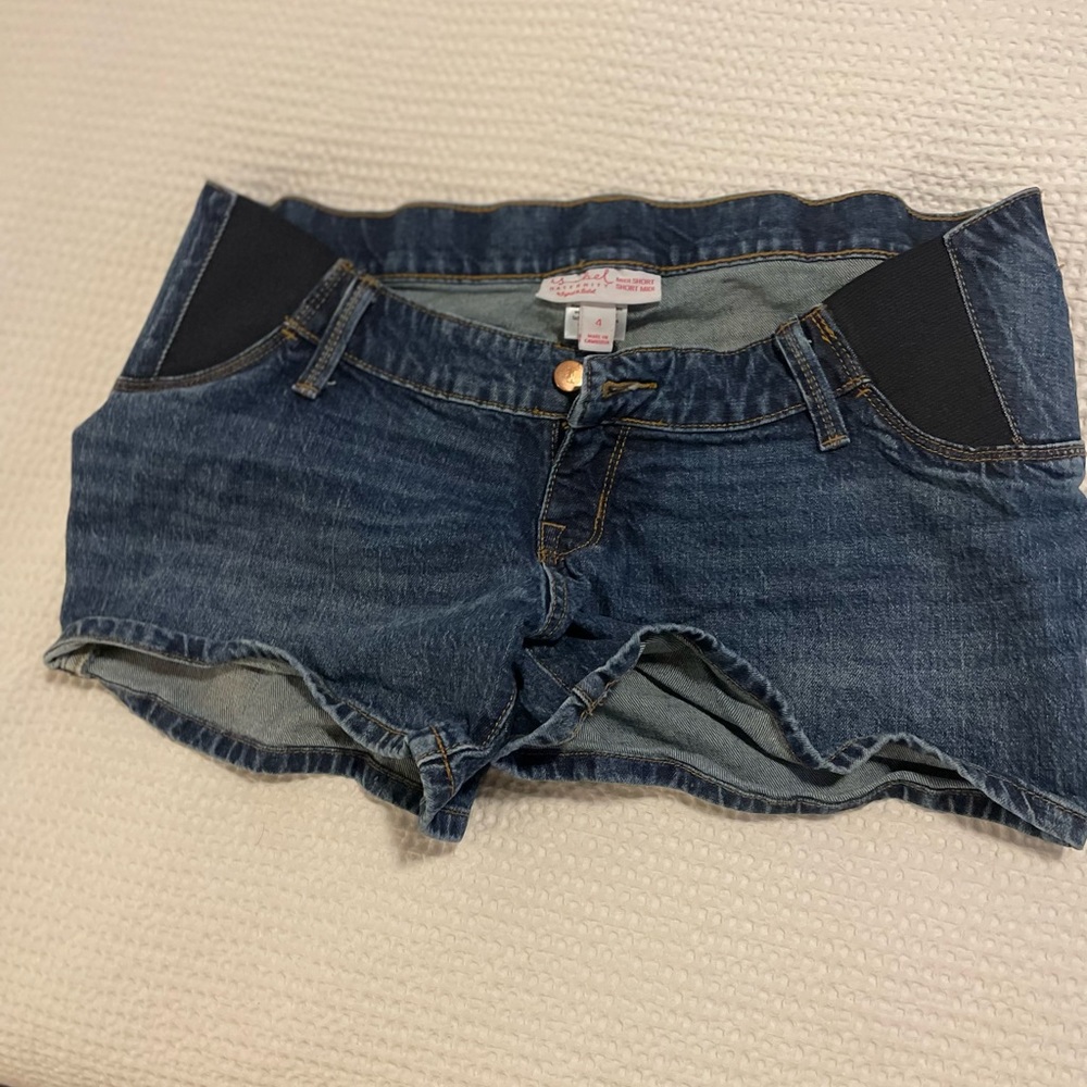 Maternity side panel shorts